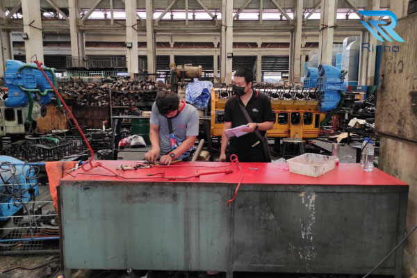 วันที่ 17/8/2563 บริษัท รินโน อินเตอร์เทรด จำกัด ได้ดำเนินการทดลองสายไฮโรลิคในเครื่องยนต์รถไฟ